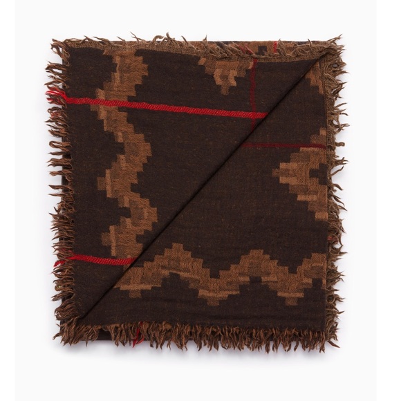 Aritzia - Wilfred blanket scarf - Picture 2 of 3